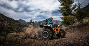 scrambler-xp-1000-s-my25-action-1